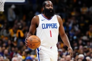 美媒重排本世纪NBA最佳阵容：库里老詹一阵、阿杜字母二阵