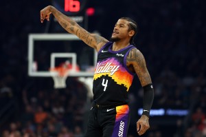 betvictor伟德(中国)唯一官方网站-手感略回暖！杰伦·格林16投7中&amp;三分8中2 砍下20分4板4断&amp;7失误